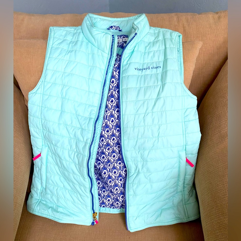 Vineyard Vines Girls’ Puffer Vest